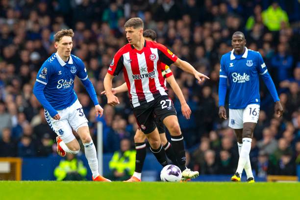 斯年轻中场 斯年轻中场